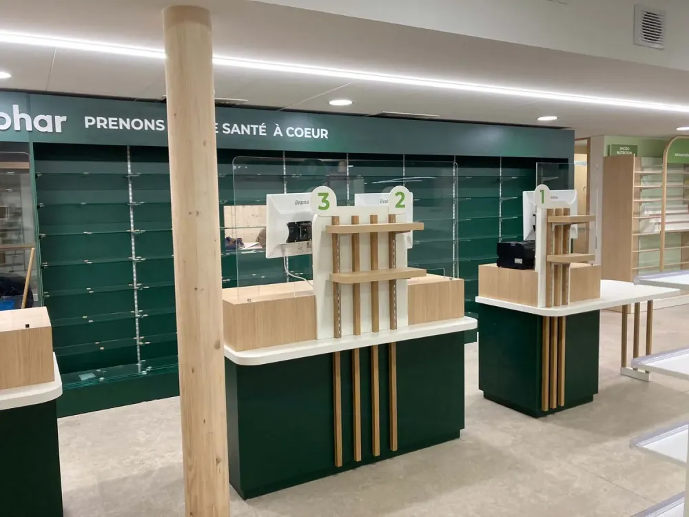 Espace de vente - Pharmacie Villeines sur seine - Fabrication sur mesure - Mobilier bois - Concepte Giphar - ACOM agecement