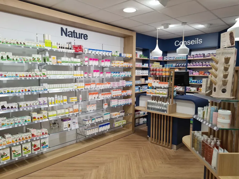 Zone de délivrance sur mesure - Fabrication Mobilier design - Pharmacie Prevost - Deville les Rouen - ACOM agencementwebp